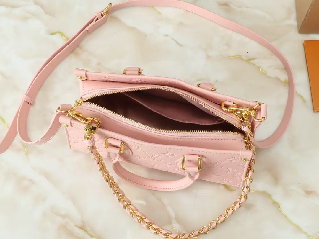 【LOUIS VUITTON】ルイ・ヴィトン★ONTHEGO EAST WEST★バッグ M11274-BRAND OFF
