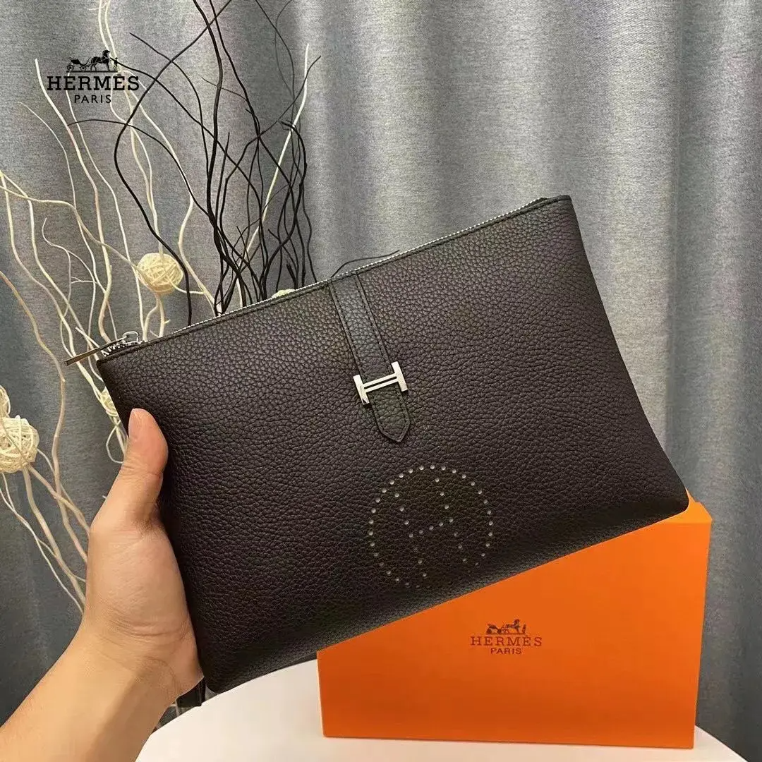 【HERMES 公式旗艦店】エルメス クラッチバッグ 当日出荷 好評に付き再入荷！28*18*3CM-BRAND OFF