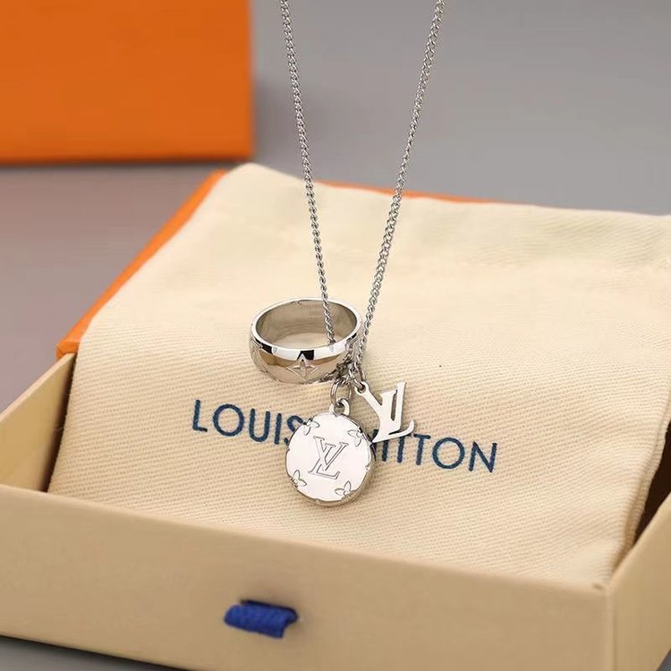 LOUIS VUITTONルイヴィトン リングネックレス モノグラム-BRAND OFF