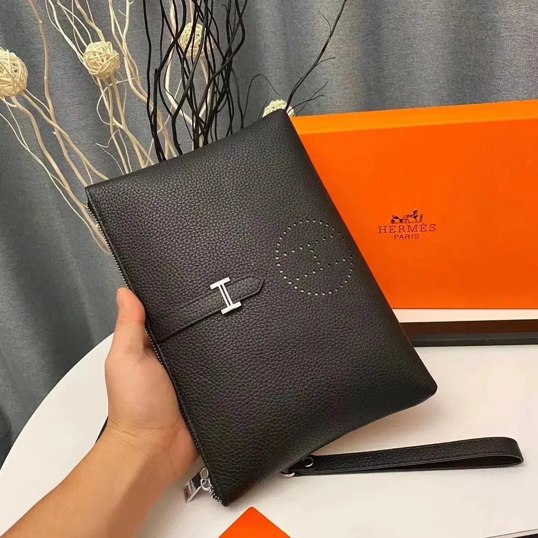 【HERMES 公式旗艦店】エルメス クラッチバッグ 当日出荷 好評に付き再入荷！28*18*3CM-BRAND OFF