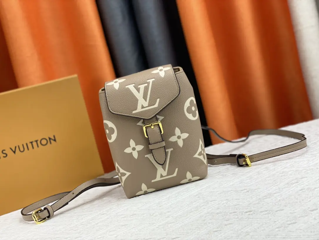 Louis Vuitton◇新しい小さなバックパックが発売されました M80738 80783 45764 81353-BRAND OFF