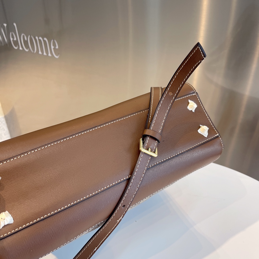 GUCCI メッセンジャーバッグ-BRAND OFF