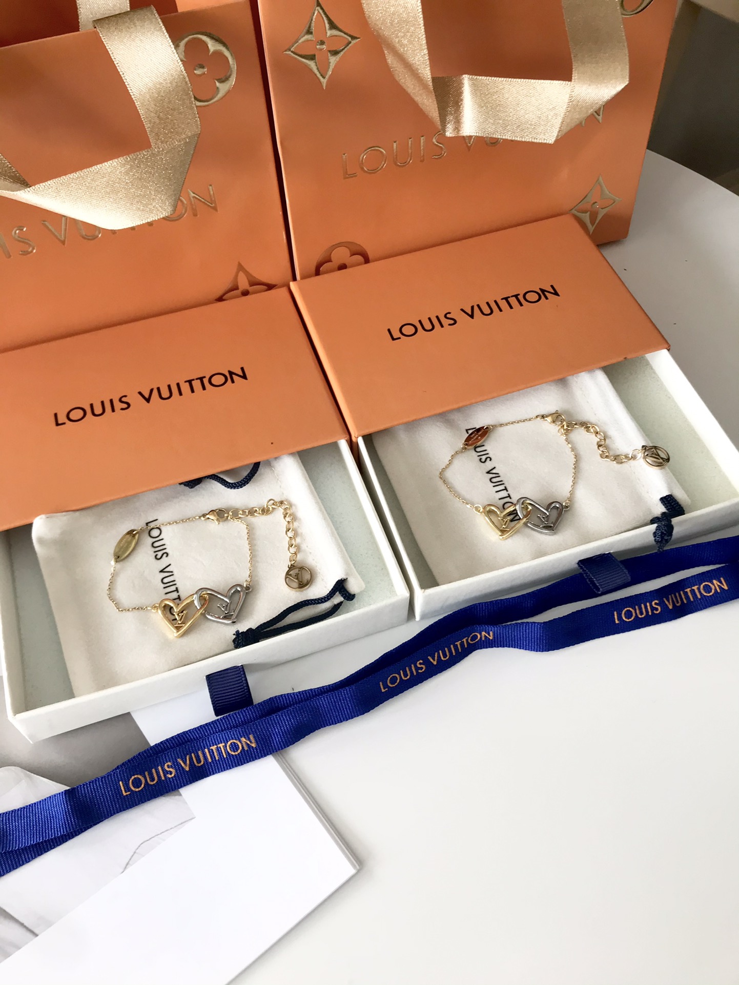 Louis Vuitton（ルイヴィトン）ブラスレ・ハート フォーリンラブ-BRAND OFF