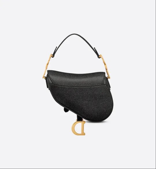 【DIOR】 ⭐STORY 雑誌掲載！⭐稲沢朋子さん愛用の大人気バッグが登場！💓SADDLE ミニバッグ-BRAND OFF