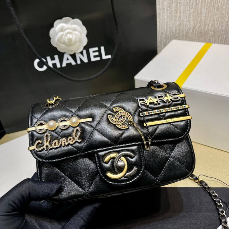 【入手困難】25ans雑誌掲載！中条あやみ愛用Chanel Pearls Charms Mini Flap Bag AS2978-BRAND OFF