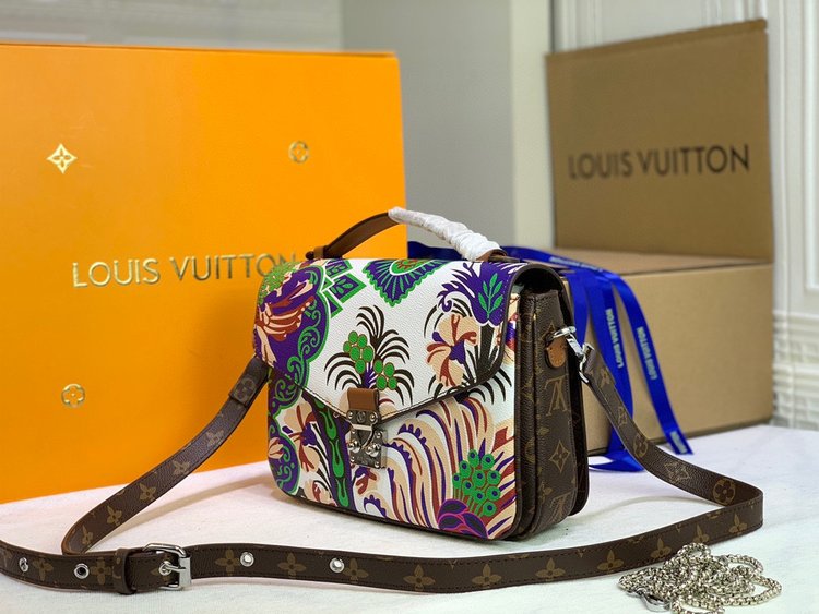 LouisVuitton ルイヴィトン ショルダーバッグ & クロスボディバッグ M40780-BRAND OFF