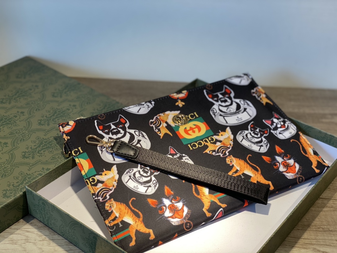 Gucci（グッチ）クラッチバッグ 29x18x3cm-BRAND OFF
