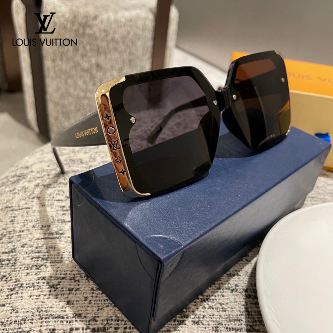 LOUIS VUITTON (  ルイヴィトン ) サングラス-BRAND OFF