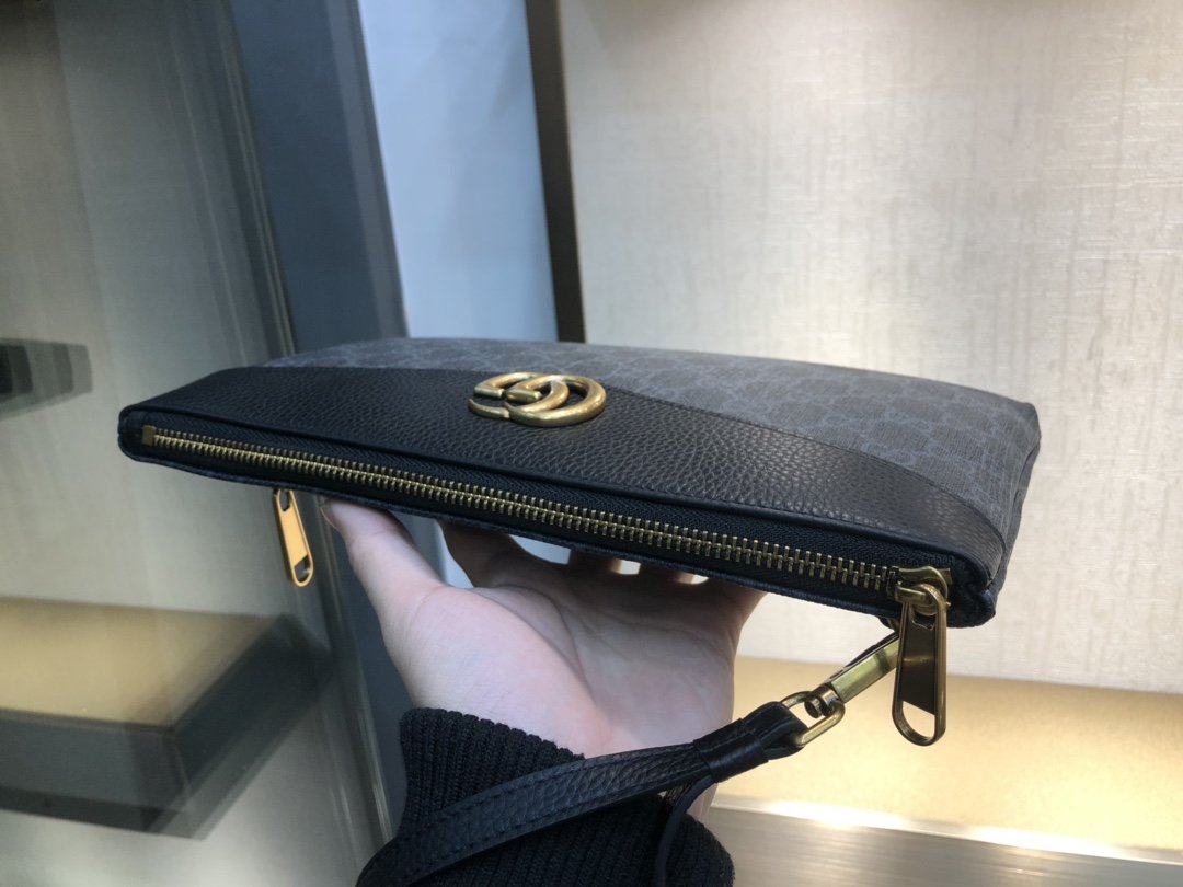 Gucci（グッチ）クラッチバッグ 27X17X3cm-BRAND OFF