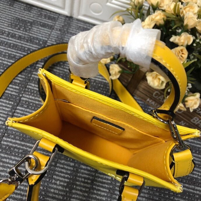 LouisVuitton ルイヴィトン ショルダーバッグ & クロスボディバッグ M69441-BRAND OFF
