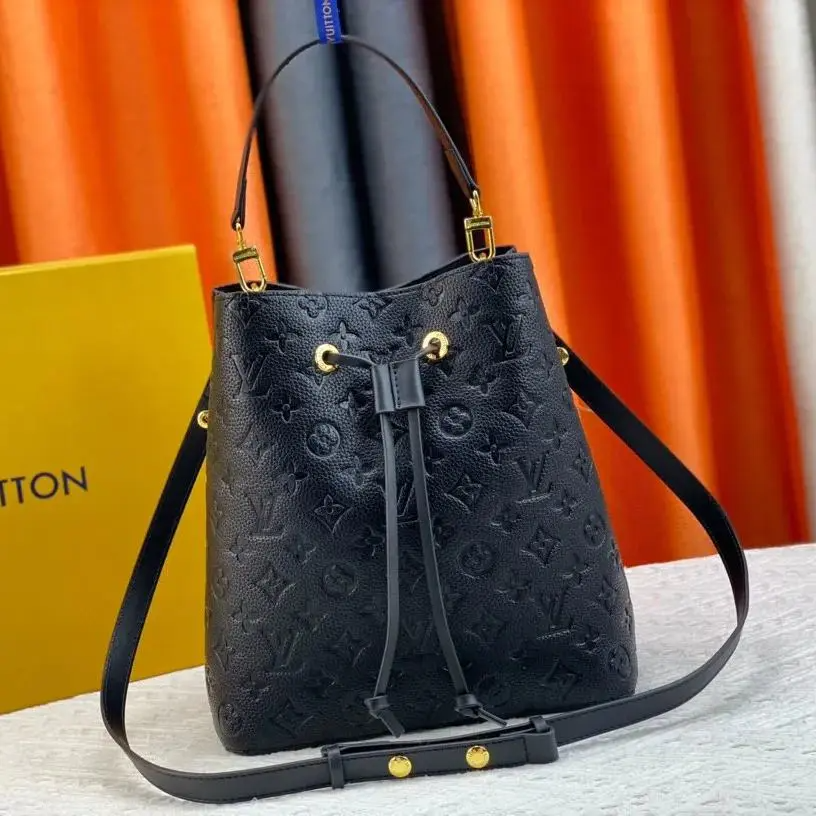 Louis Vuitton お洒落な【ネオノエバッグ MM】レザー 多用途 M45256 M45306 M44022-BRAND OFF