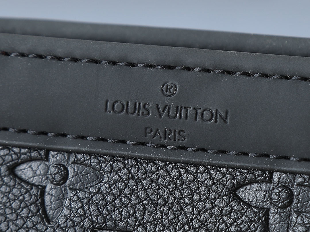 LOUIS VUITTON ルイヴィトン GASTON WEARABLE WALLET クロスボディバッグ M81115-BRAND OFF