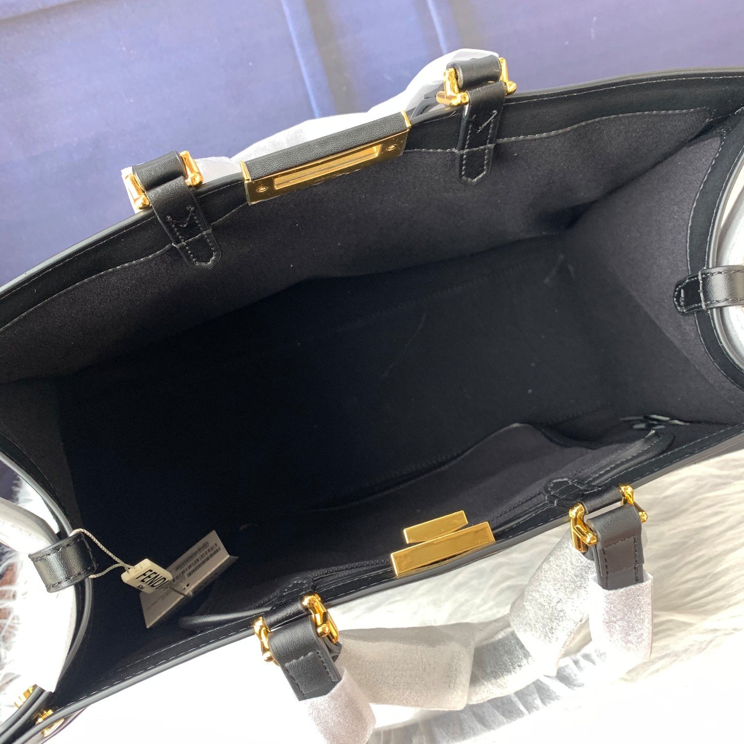 FENDI（フェンディ） ハンドバッグ41X29.5X16CM-BRAND OFF