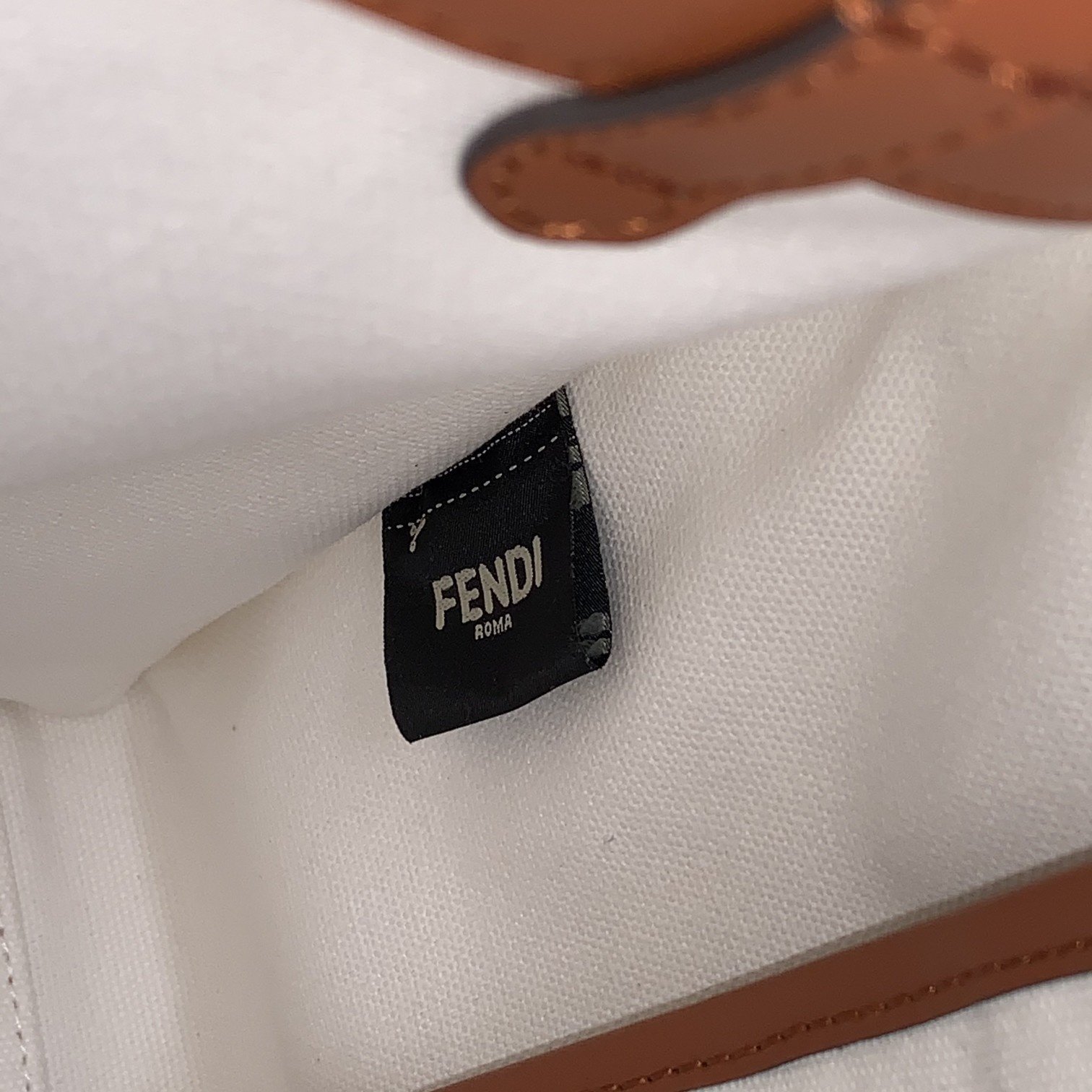 FENDI（フェンディ） ハンドバッグ41X29.5X16CM-BRAND OFF