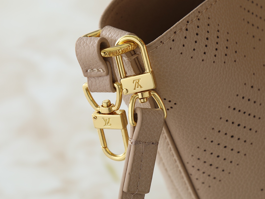 LOUIS VUITTON（ルイヴィトン）Blossom ハンドバッグ M13839-BRAND OFF