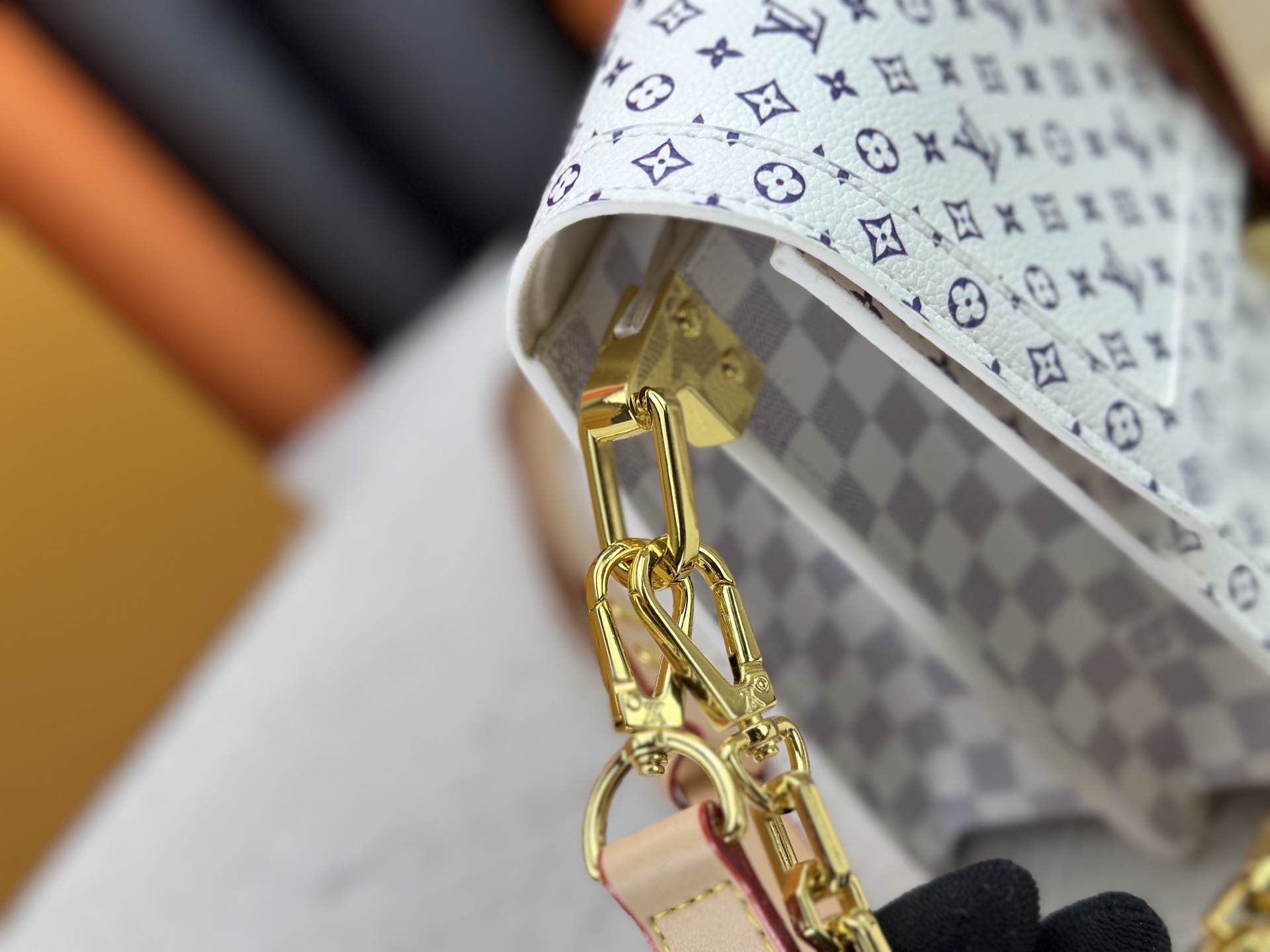 LOUIS VUITTON ルイヴィトン Dauphine Soft GM ショルダーバッグ M13255-BRAND OFF