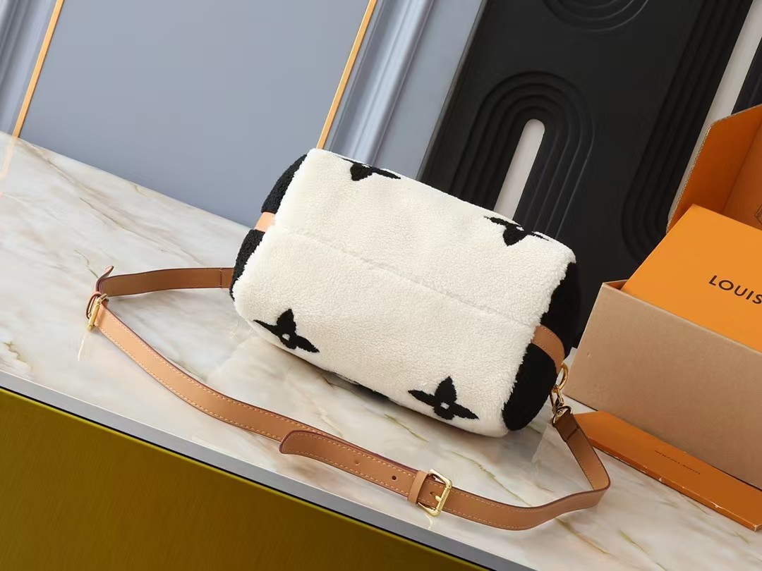 【LOUIS VUITTON】ルイ・ヴィトン★SPEEDY BANDOULIÈRE 25★ M23468 25*19*15CM-BRAND OFF