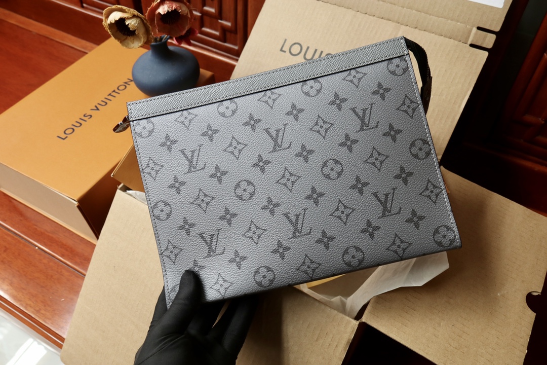 LOUIS VUITTON（ルイヴィトン）Pochette Voyage クラッチバッグ M30840-BRAND OFF