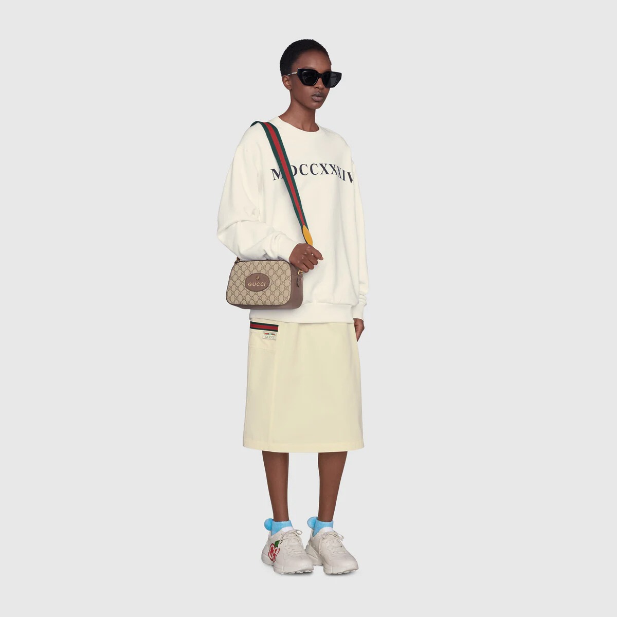 GUCCI〔ネオ ヴィンテージ〕GGスプリーム メッセンジャーバッグ-BRAND OFF