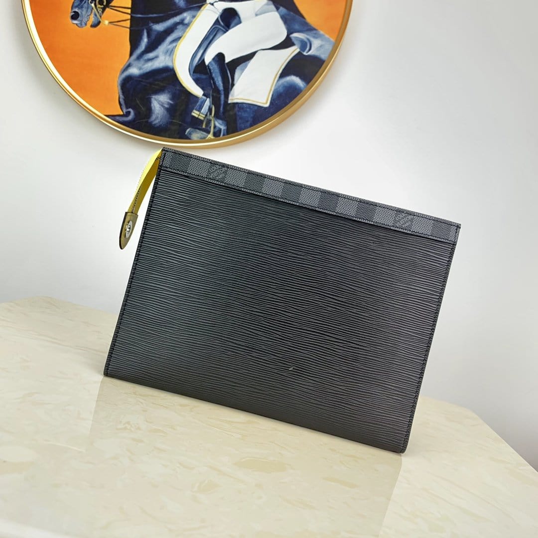 Louis Vuitton ヴォワヤージュMM クラッチバッグM67899-BRAND OFF