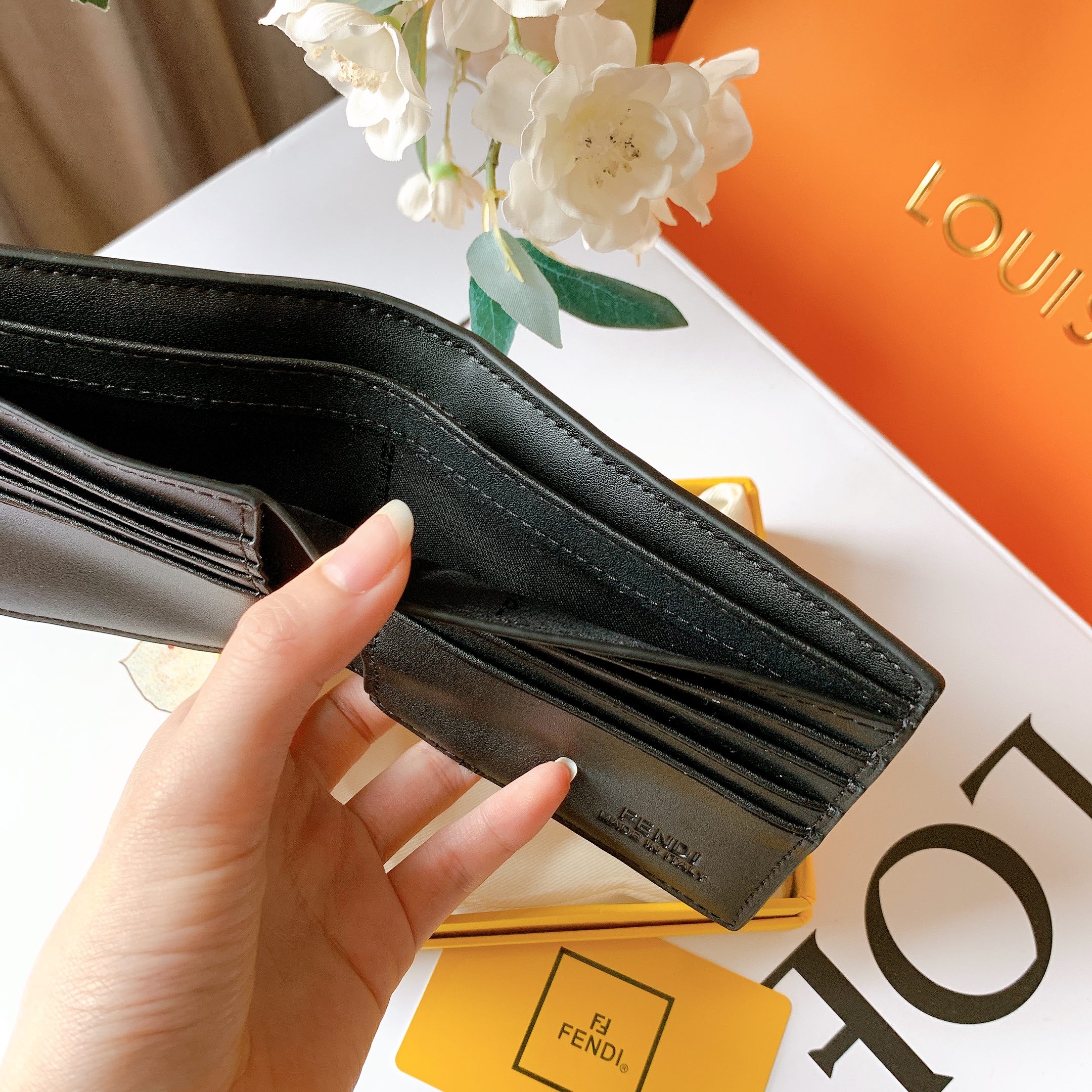 FENDI （フェンディ） 財布 10X9X1CM-BRAND OFF