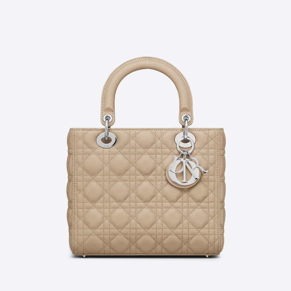 ⚡絶好の機会をお見逃しなく！雑誌掲載！【DIOR】 LADY DIOR ミディアムバッグ-BRAND OFF