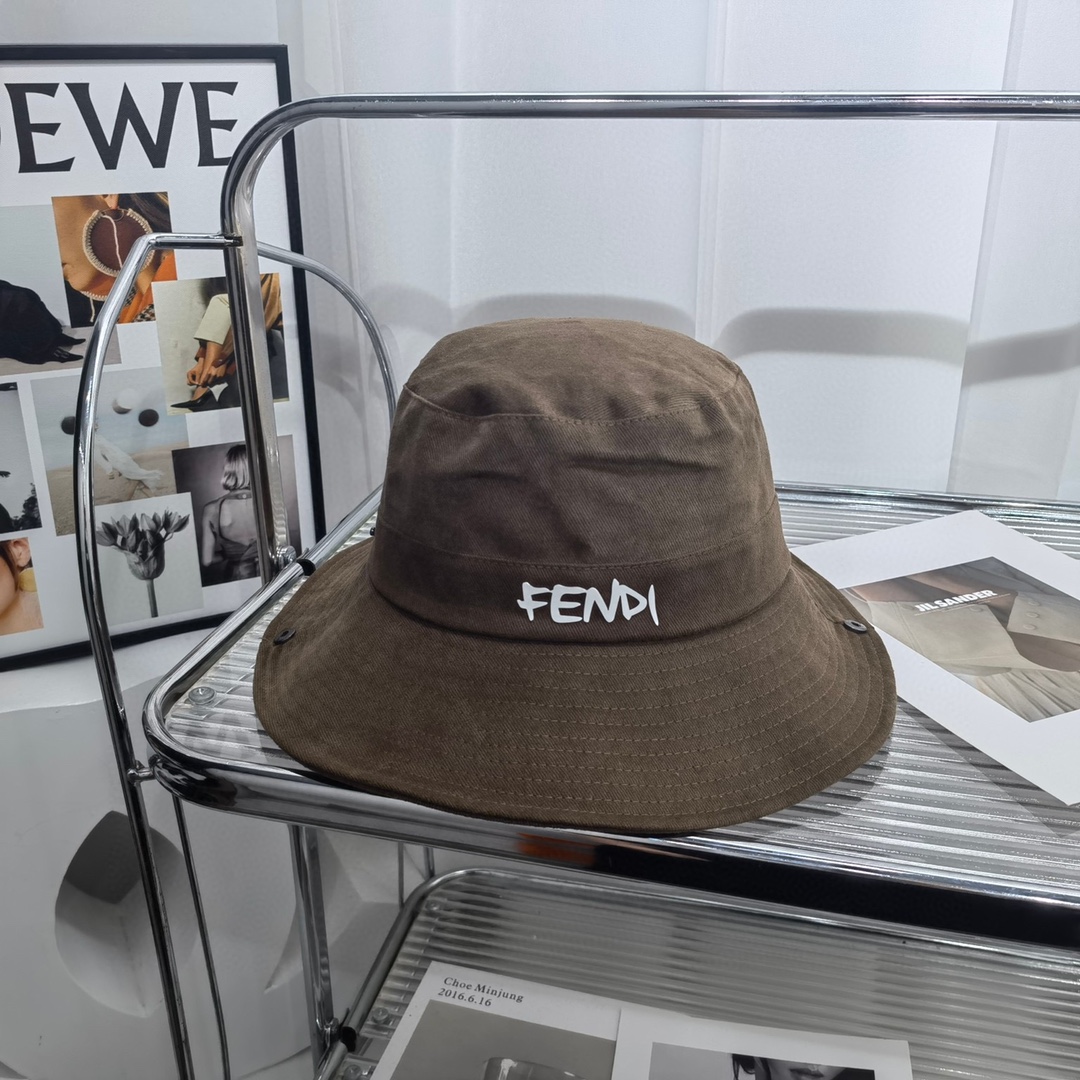 FENDI(フェンディ)フィッシャーマンズハット-BRAND OFF