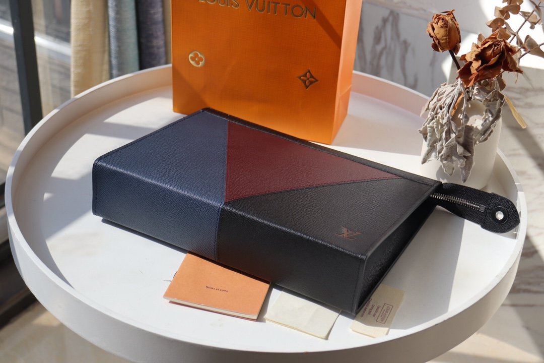 LOUIS VUITTON（ルイヴィトン）クラッチバッグ 27x21x6 cm-BRAND OFF