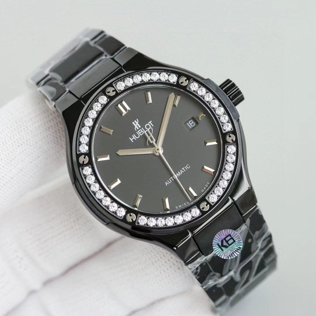 ウブロ HUBLOT クラシックフュージョン ブラック マジック ブレスレット ダイヤモンド 585.CM.1470.CM.1204-BRAND OFF