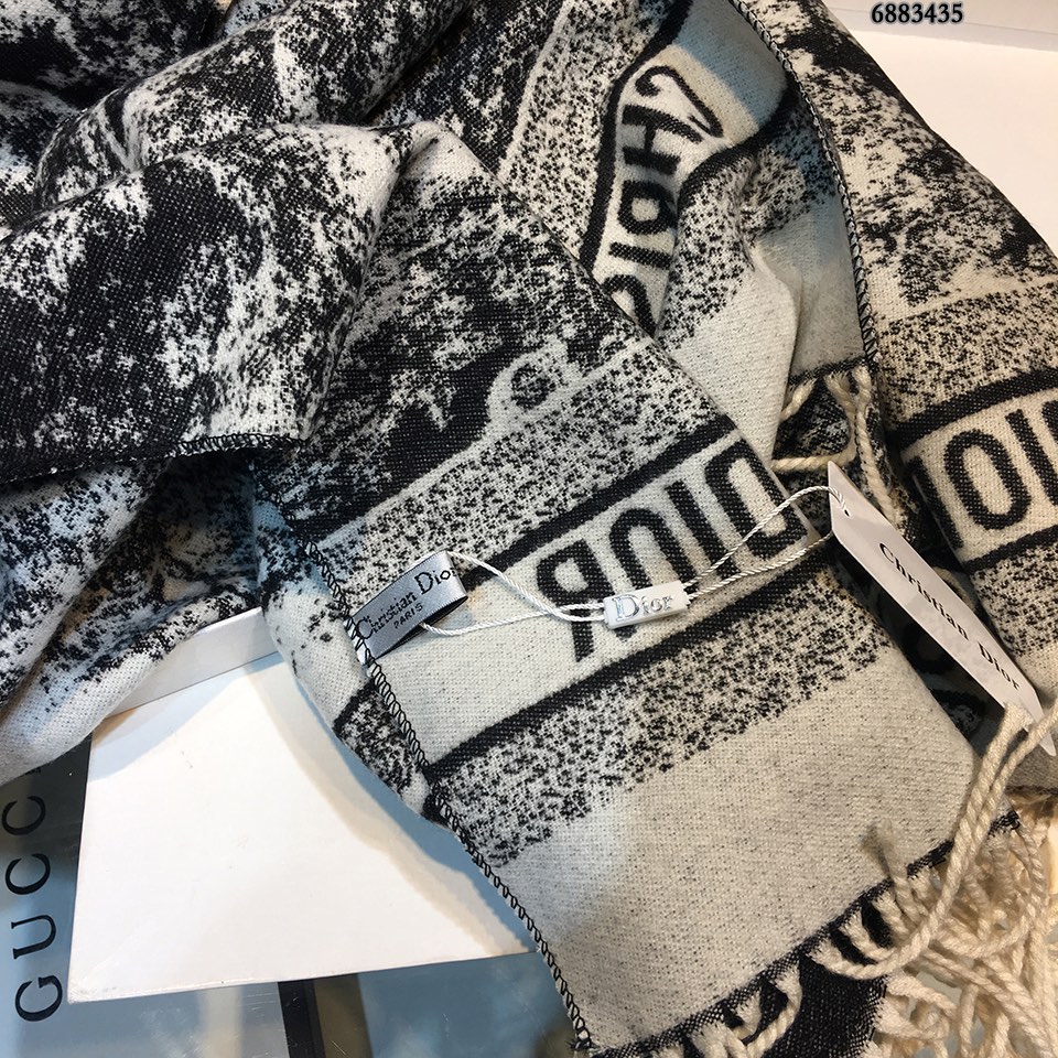 【DIOR公式旗艦店】ディオール スカーフ 限定発売 送料無料-BRAND OFF