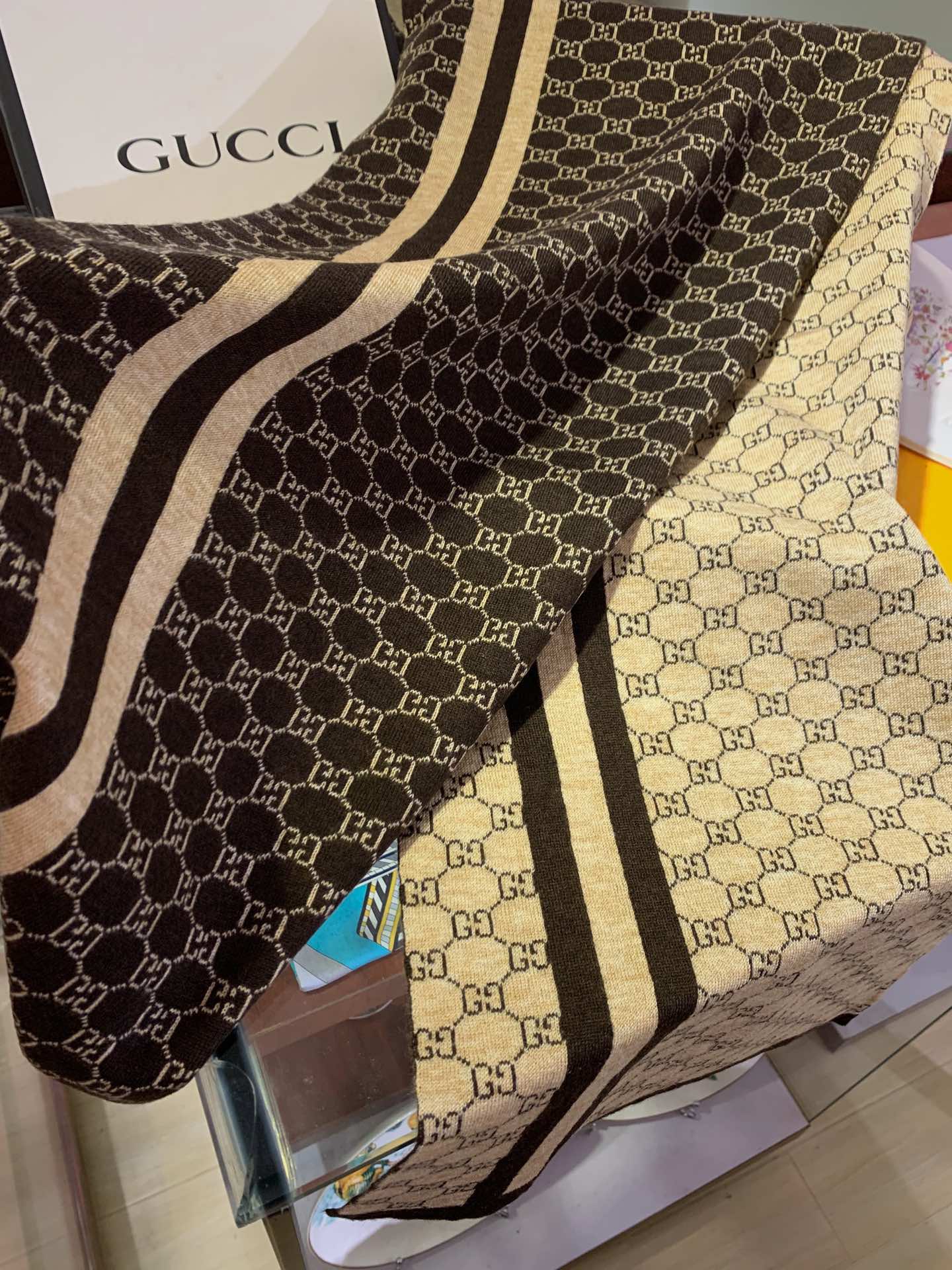 【GUCCI公式旗艦店】グッチ スカーフ 限定発売 送料無料-BRAND OFF