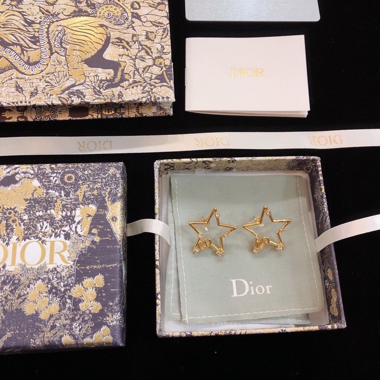 【DIOR】ディオール  ファッションスタイルのイヤリング-BRAND OFF
