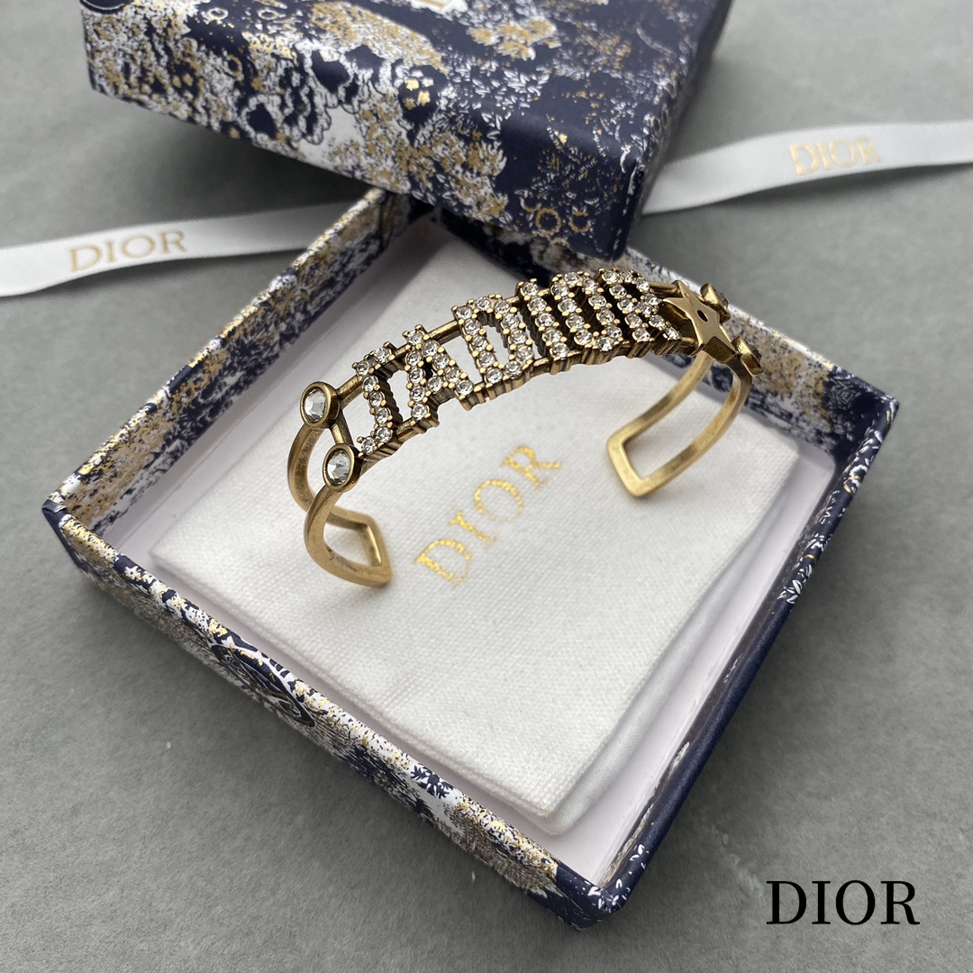 【DIOR】ブレスレット、ファッションシンプルなスタイル 2473-BRAND OFF