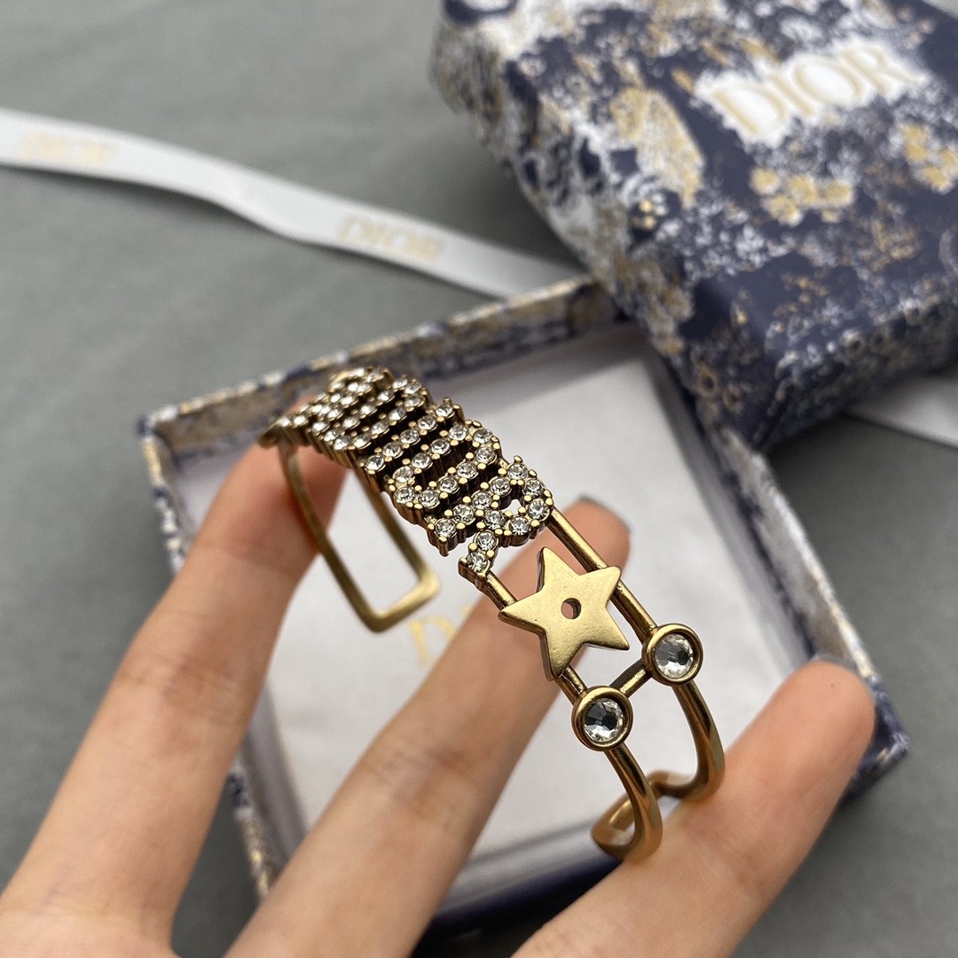 【DIOR】ブレスレット、ファッションシンプルなスタイル 2473-BRAND OFF