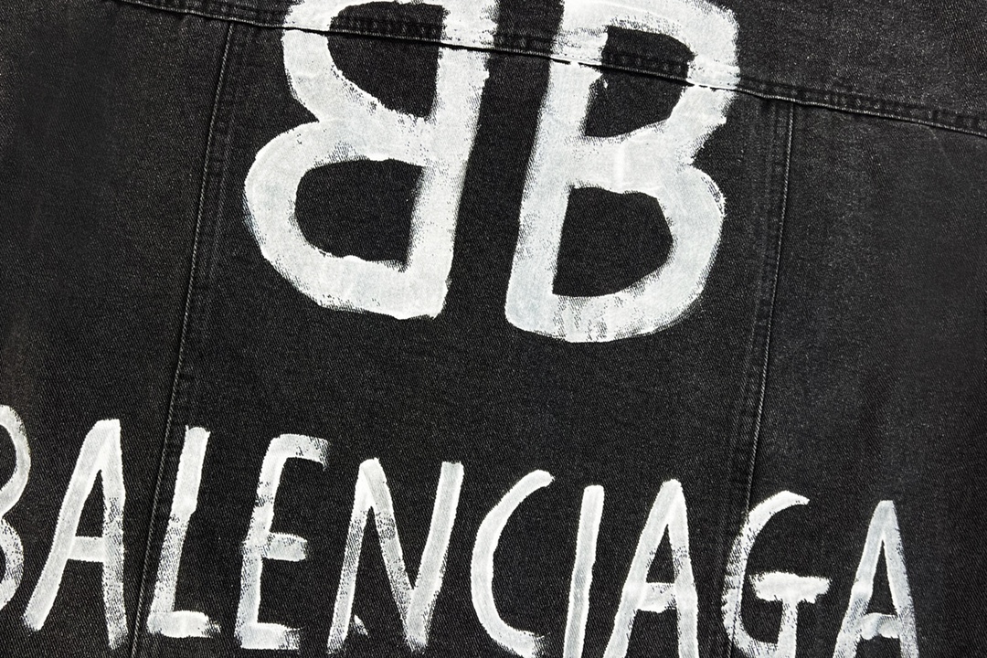 【BALENCIAGA公式旗艦店】バレンシアガ デニムジャケット ご好評に付き再入荷！-BRAND OFF