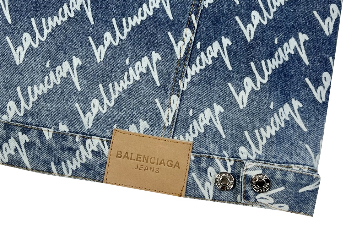 【BALENCIAGA公式旗艦店】バレンシアガ デニムジャケット ご好評に付き再入荷！-BRAND OFF