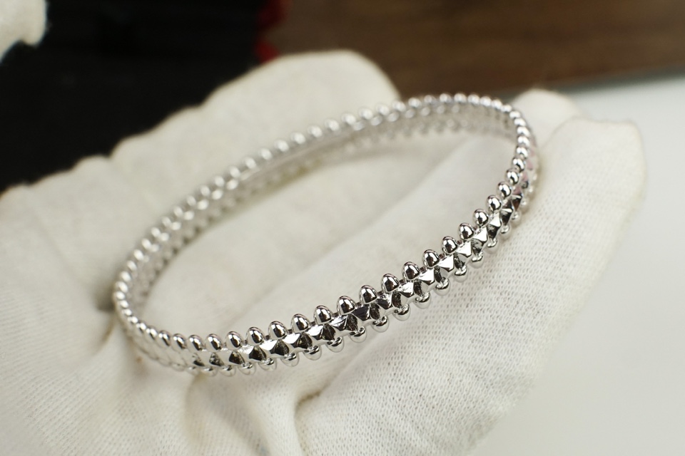 【CARTIER】ブレスレット、ファッションシンプルなスタイル 2472-BRAND OFF