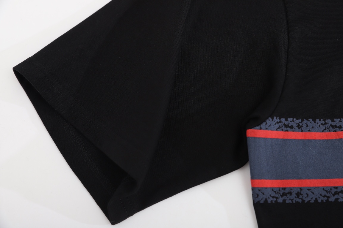 【2026】【DIOR 公式旗艦店】ディオール   Tシャツご好評に付き再入荷！-BRAND OFF
