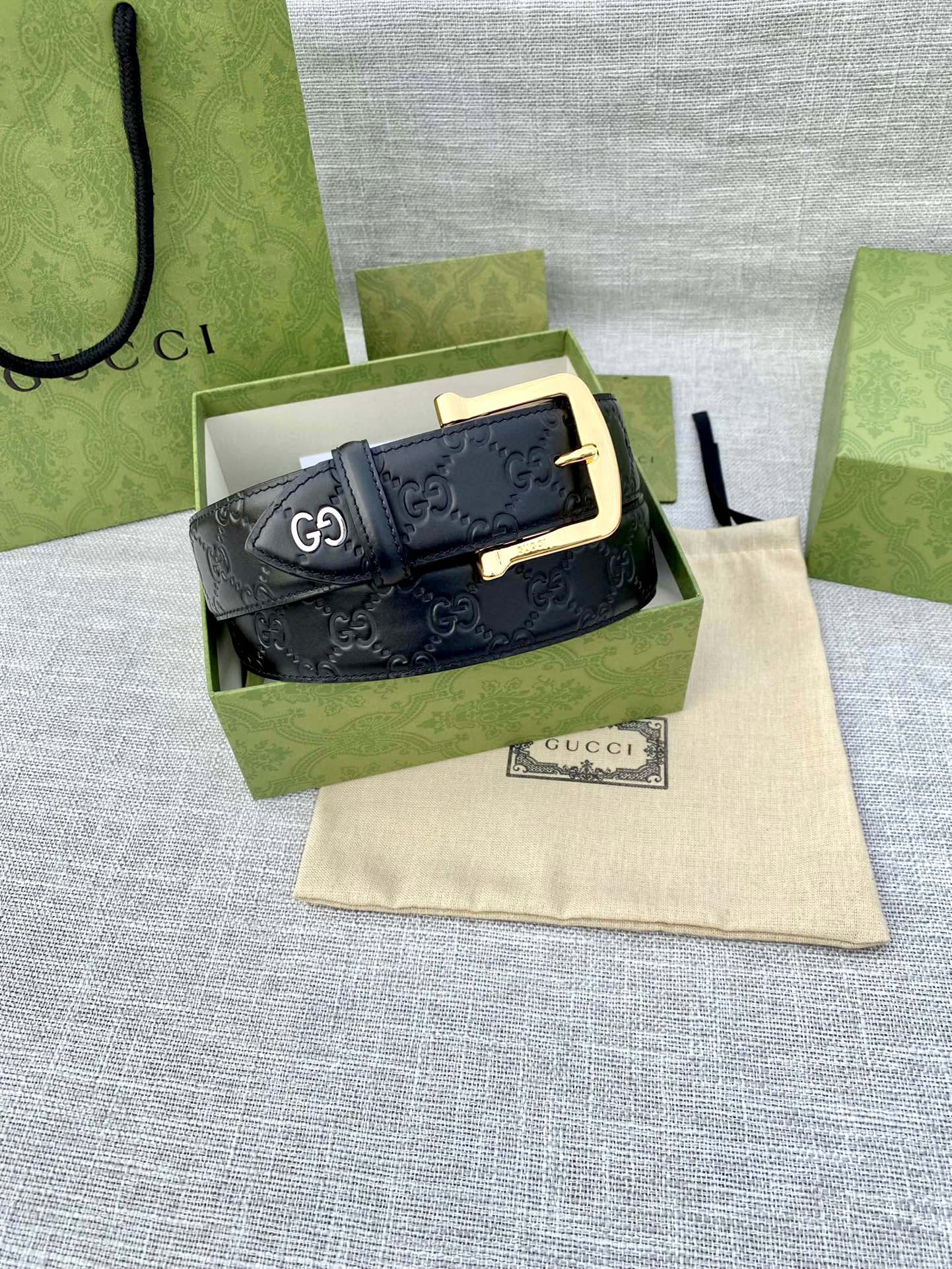 【GUCCI】(クッチ) 4cmベルト メンズ-BRAND OFF