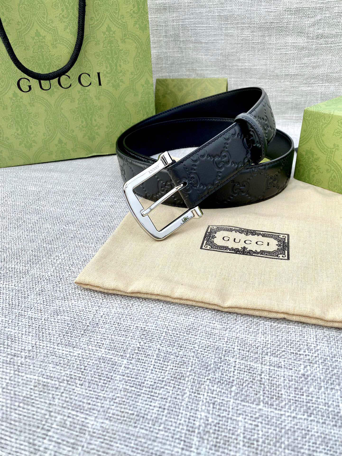 【GUCCI】(クッチ) 4cmベルト メンズ-BRAND OFF