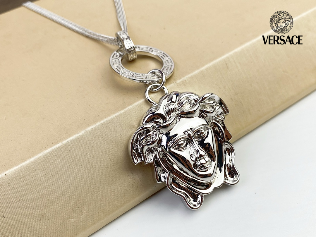 【VERSACE】ネックレス、新しいネックレス万能シンプルファッションオーナメント 2474-BRAND OFF