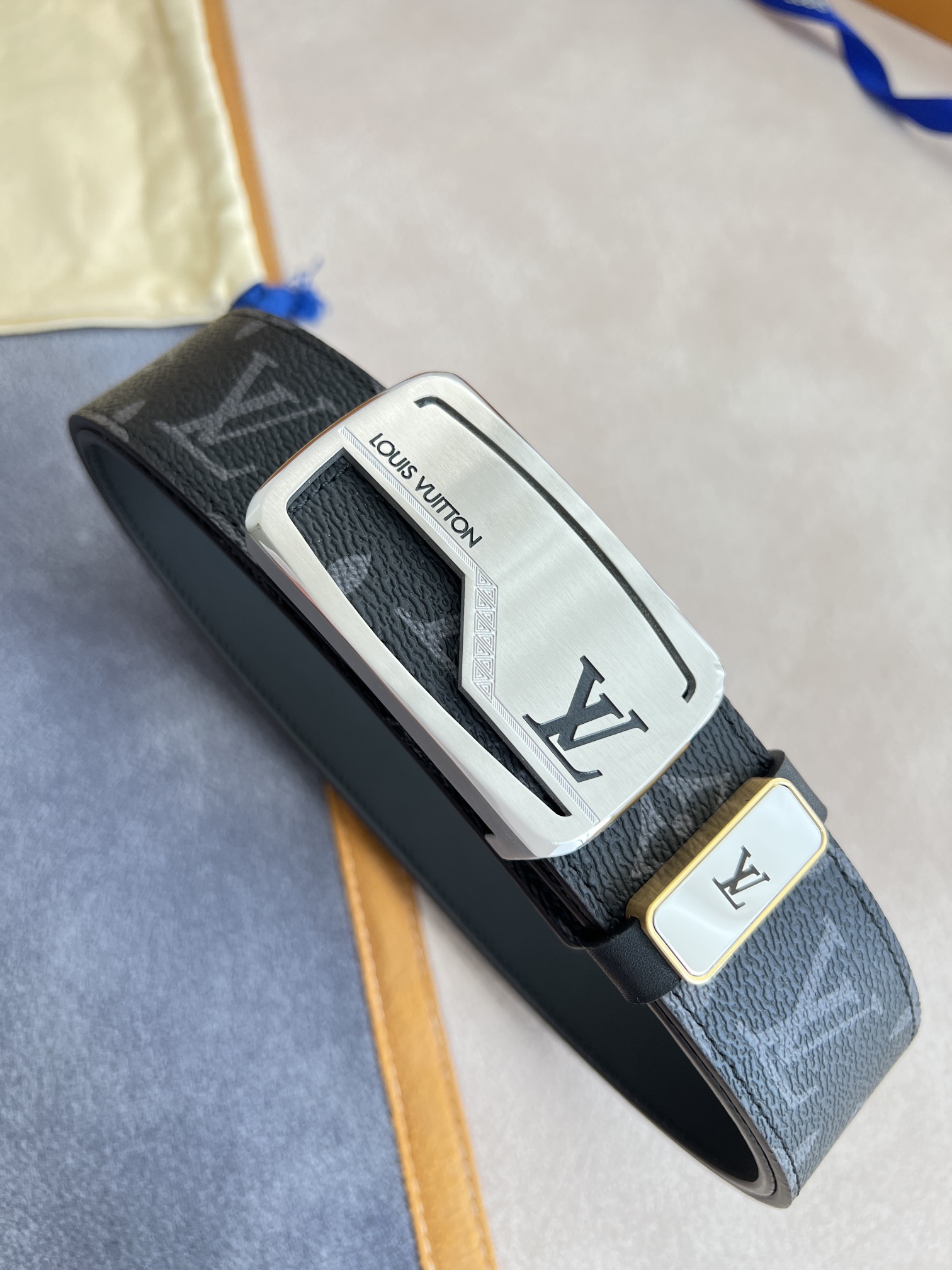 【LOUIS VUITTON】(ルイヴィトン) 3.8cm   ベルト メンズ-BRAND OFF