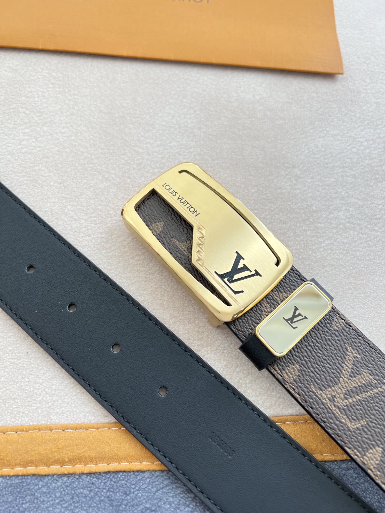 【LOUIS VUITTON】(ルイヴィトン) 3.8cm   ベルト メンズ-BRAND OFF