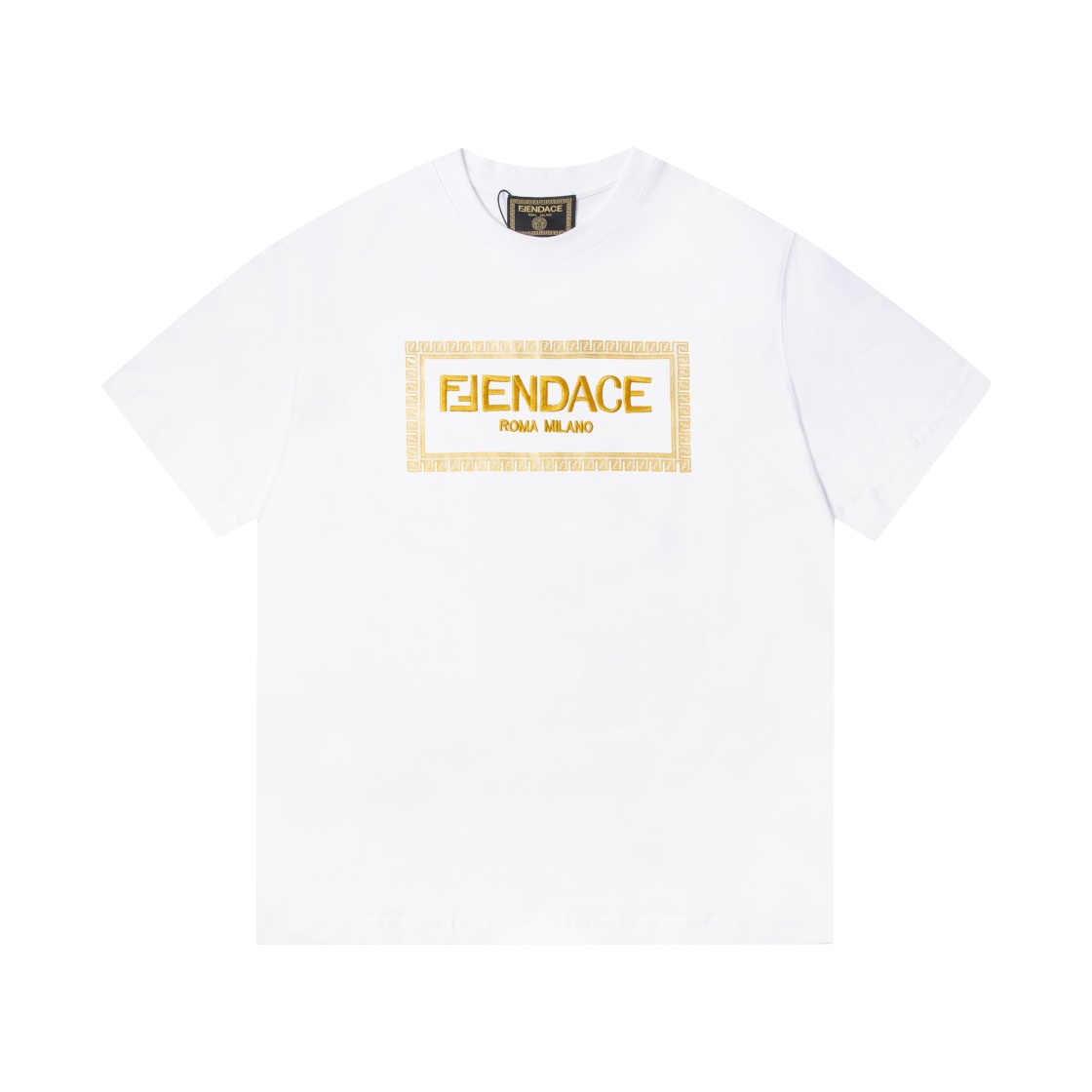 【VERSACE  公式旗艦店】ヴェルサーチ  Tシャツ ご好評に付き再入荷！-BRAND OFF