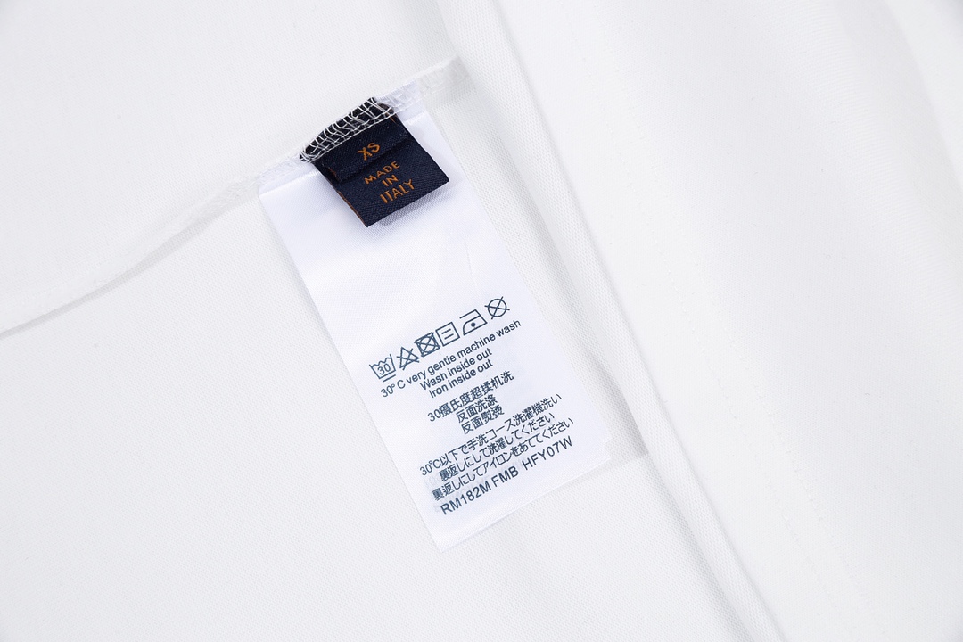 【2026】【LOUIS VUITTON  公式旗艦店】ルイヴィトン   Tシャツ ご好評に付き再入荷！-BRAND OFF