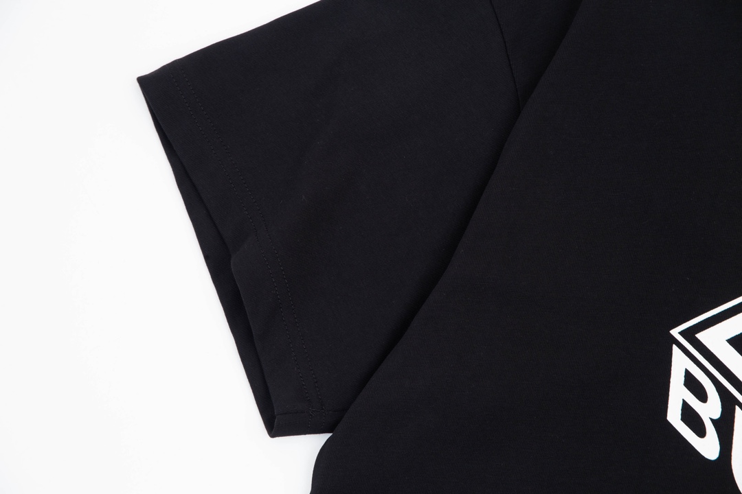【2026】【BURBERRY  公式旗艦店】バーバリー  Tシャツ ご好評に付き再入荷！-BRAND OFF