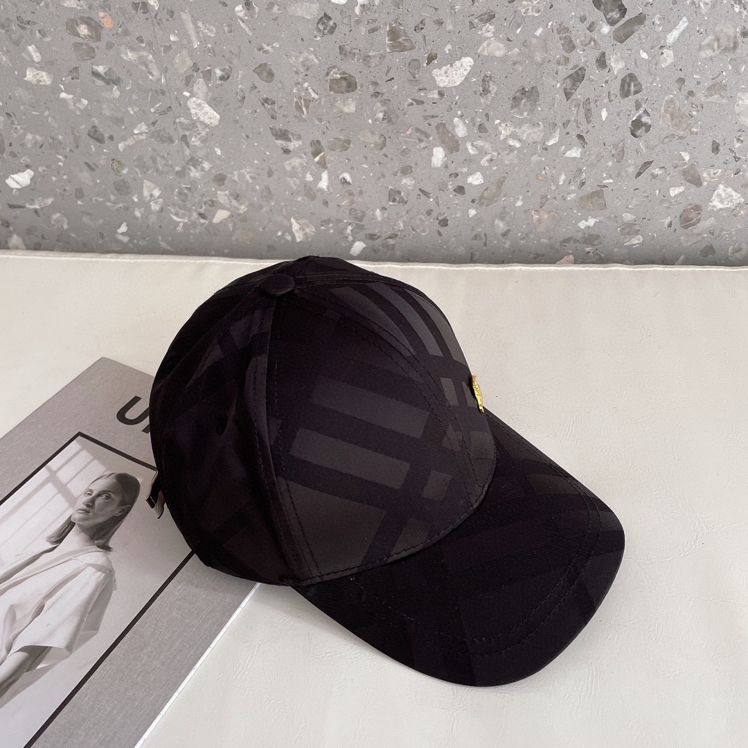 【2026】【BURBERRY  バーバリー】【数量限定】 野球帽 / ハット 241011-BRAND OFF