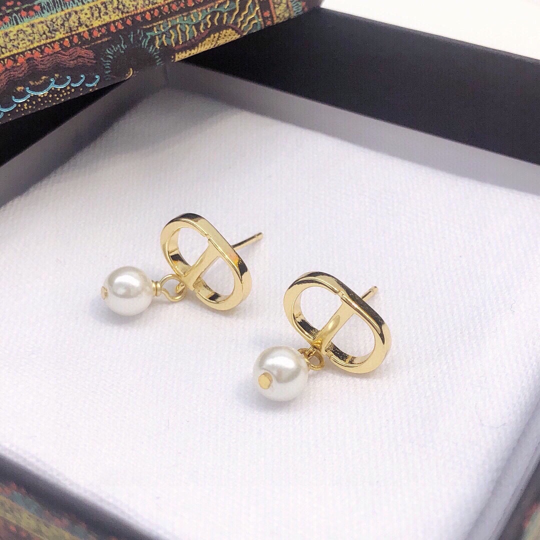 【2026】【DIOR】 ディオール  ファッションスタイルのイヤリング-BRAND OFF