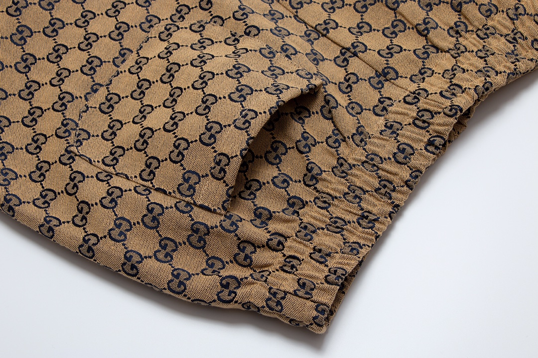【GUCCI公式旗艦店】クッチ  ショートパンツ  ご好評に付き再入荷！-BRAND OFF