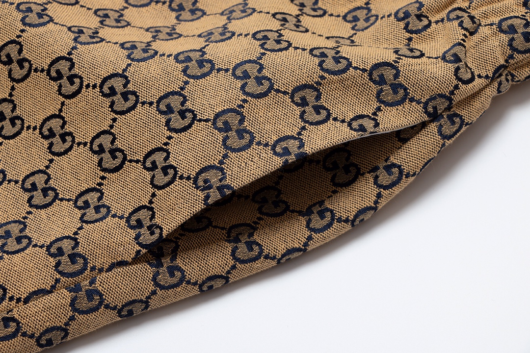 【GUCCI公式旗艦店】クッチ  ショートパンツ  ご好評に付き再入荷！-BRAND OFF